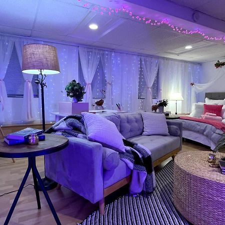 Barbie'S Dream Apt In The City Сакраменто Екстериор снимка