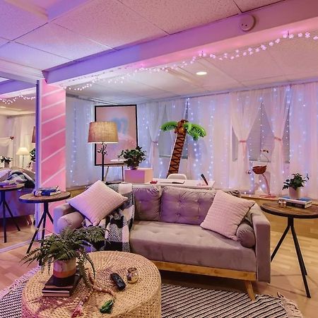 Barbie'S Dream Apt In The City Сакраменто Екстериор снимка